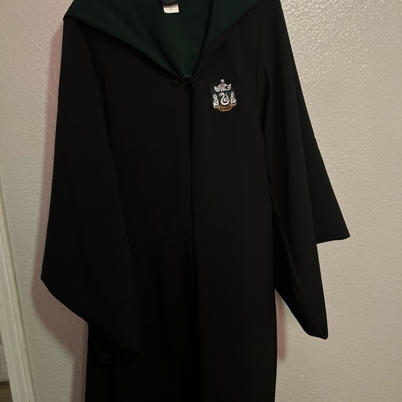 Warner Bros. Dark Green Harry Potter Robe - Picture 1 of 7